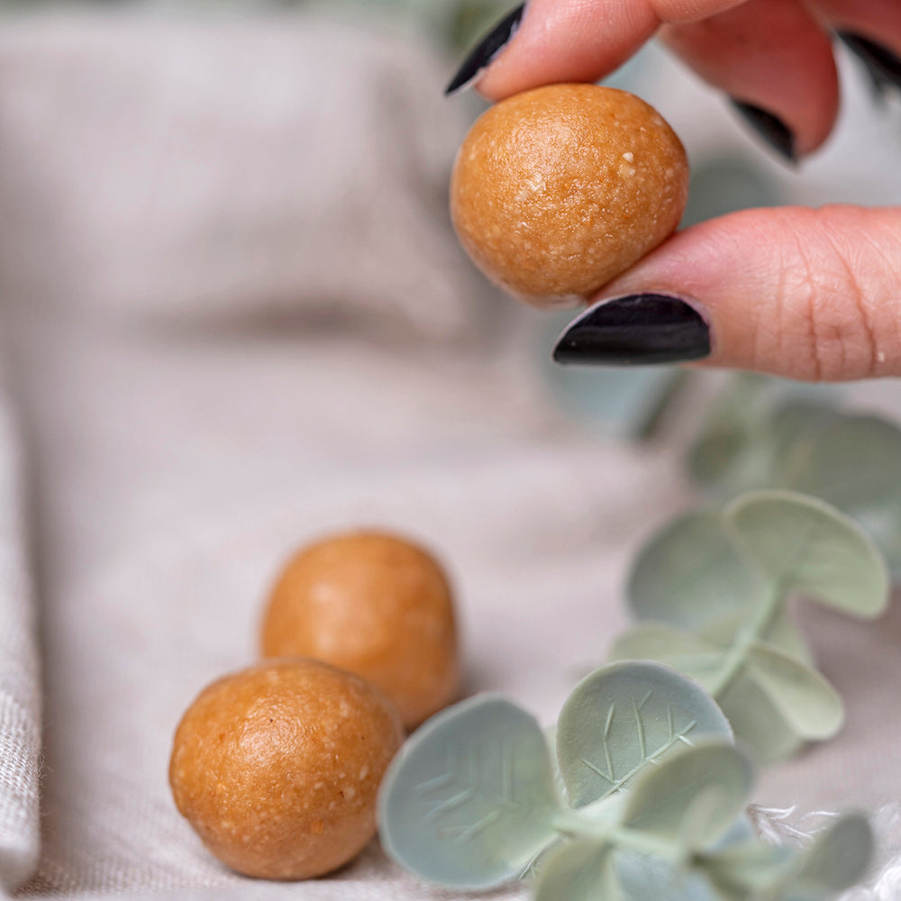 Tropical Protein Balls.